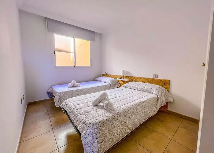 Rentaliday Faro De Lola